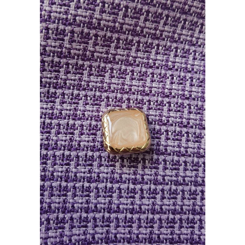 Delicate vintage rectangular glossy buttons