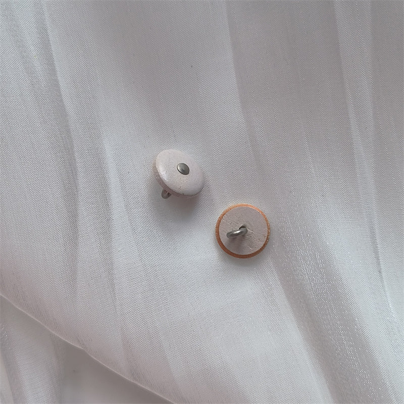 Round Shirts With Simple Buttons