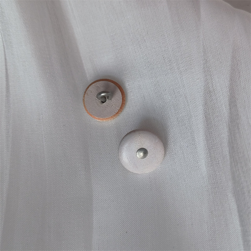 Round Shirts With Simple Buttons