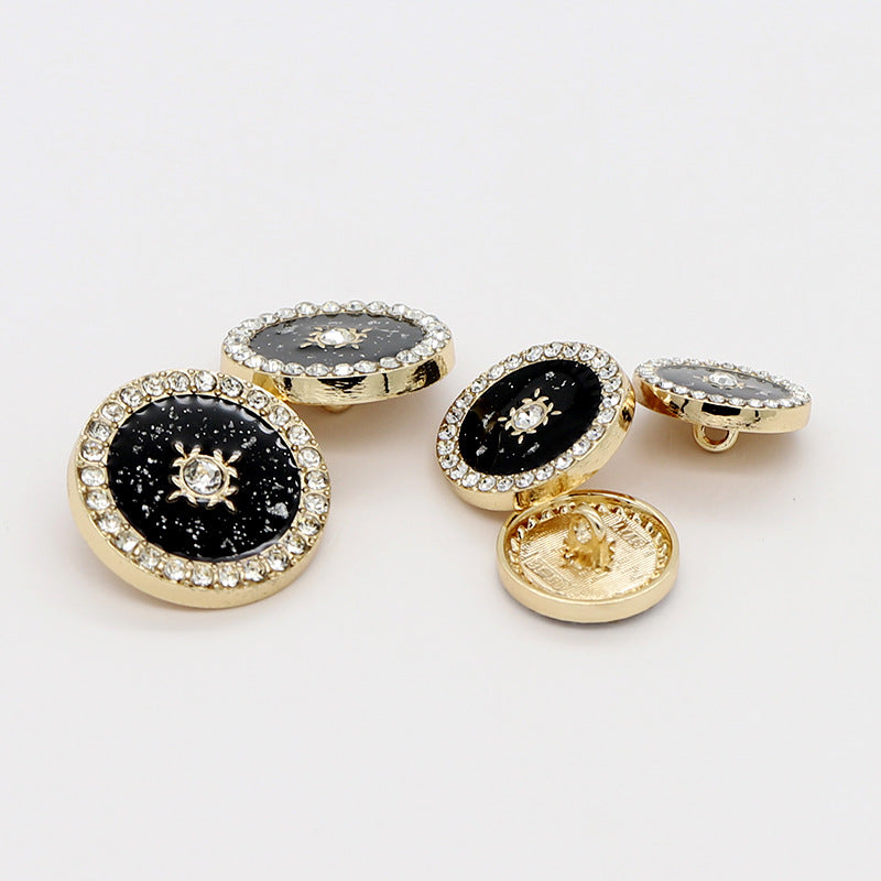 Diamonds Round Metal Button