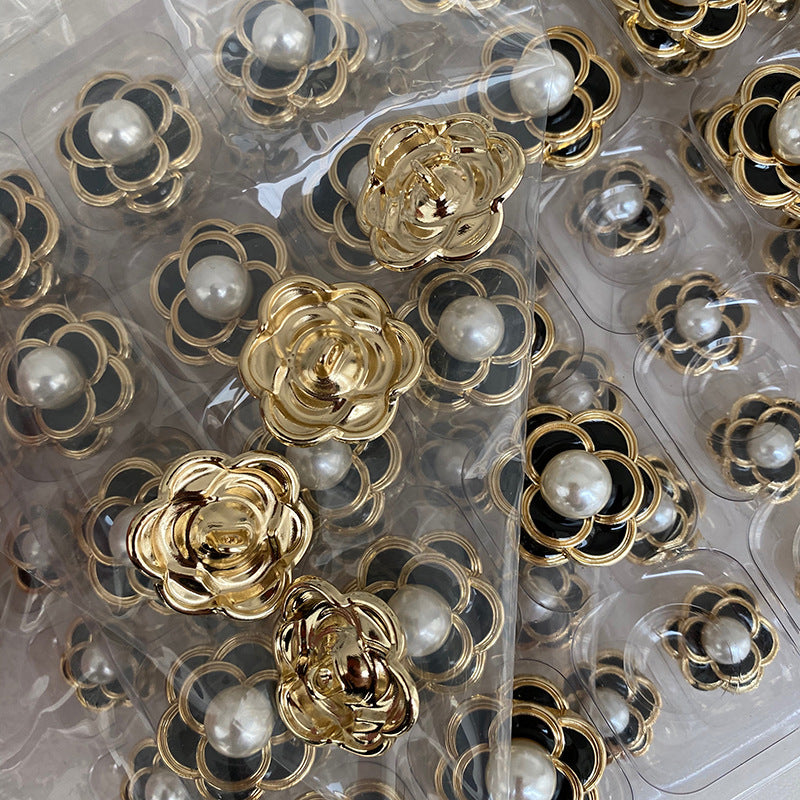 Metal Flower Buttons