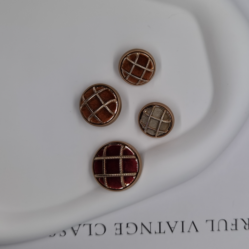 Original Design Velvet Metal Lattice Button