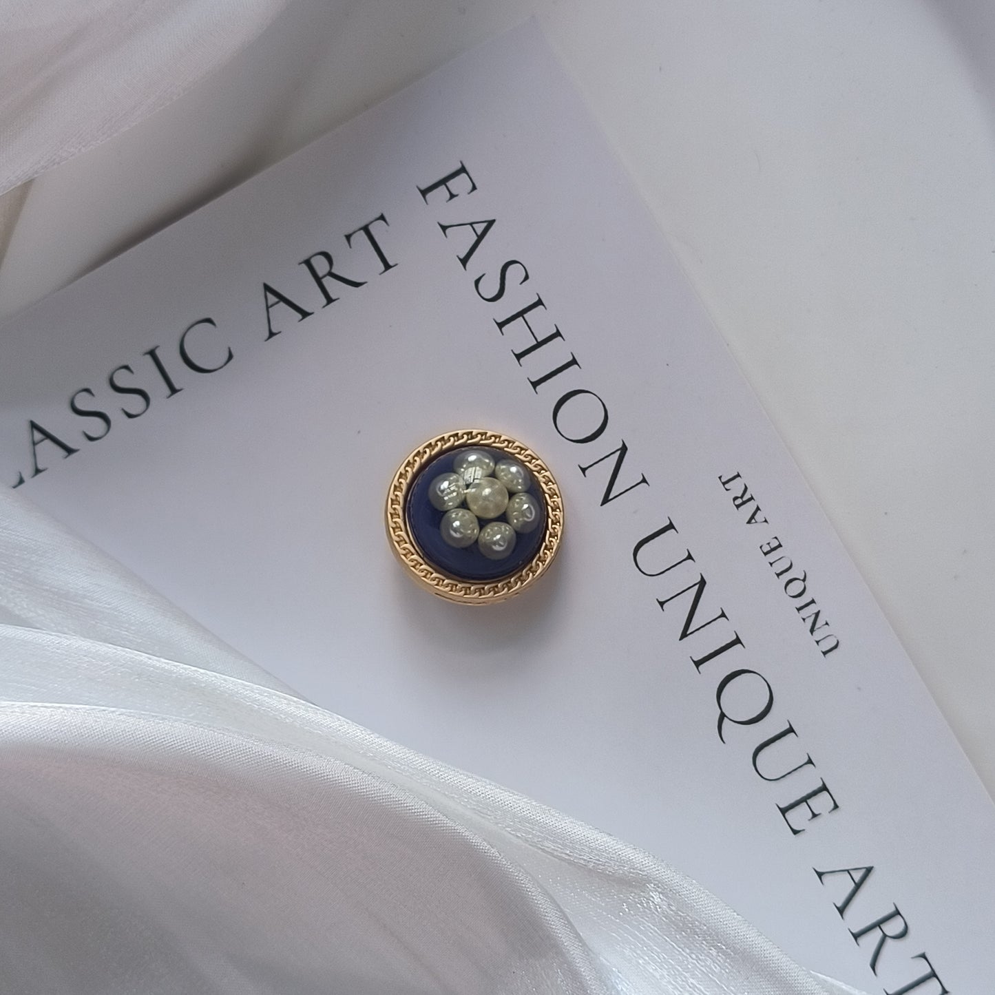 Original Design Royal Blue Pearl Button