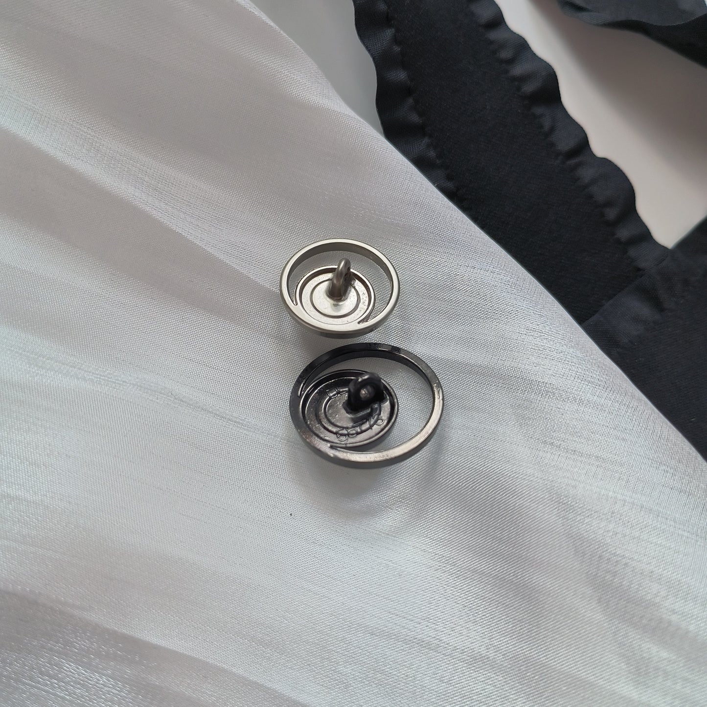 Original Design Hollow Rounded Pearl Buttons