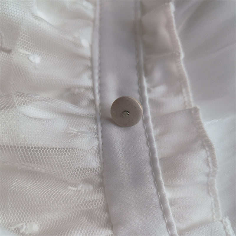 Round Shirts With Simple Buttons