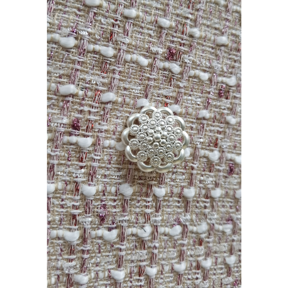 Petal shaped chambray plain white button