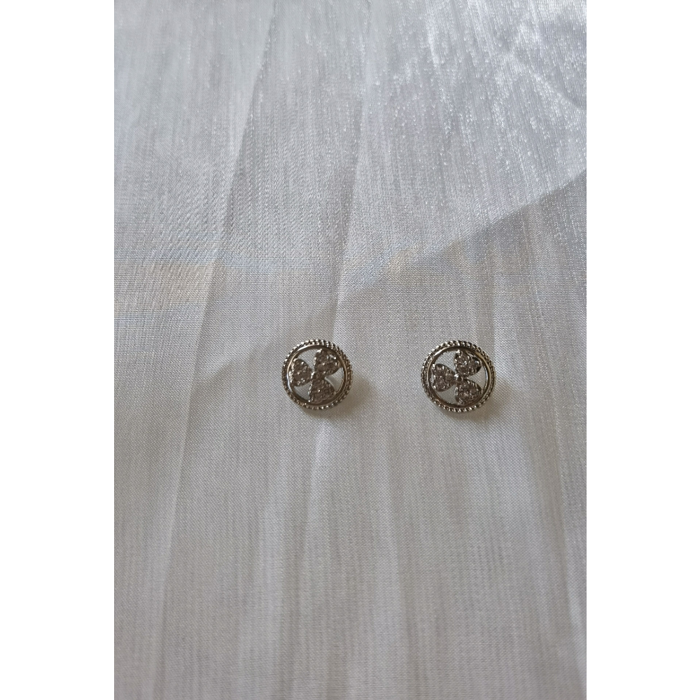 Premium rhinestone trefoil buttons